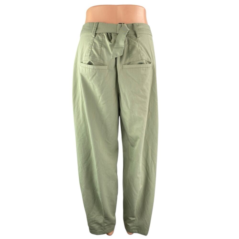 Free People Women's Green High Waisted Pleated Taoered Wide Leg Trousers Pants 6 - Picture 2 of 4